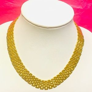 Gold Tone 18in buckle couture choker necklace